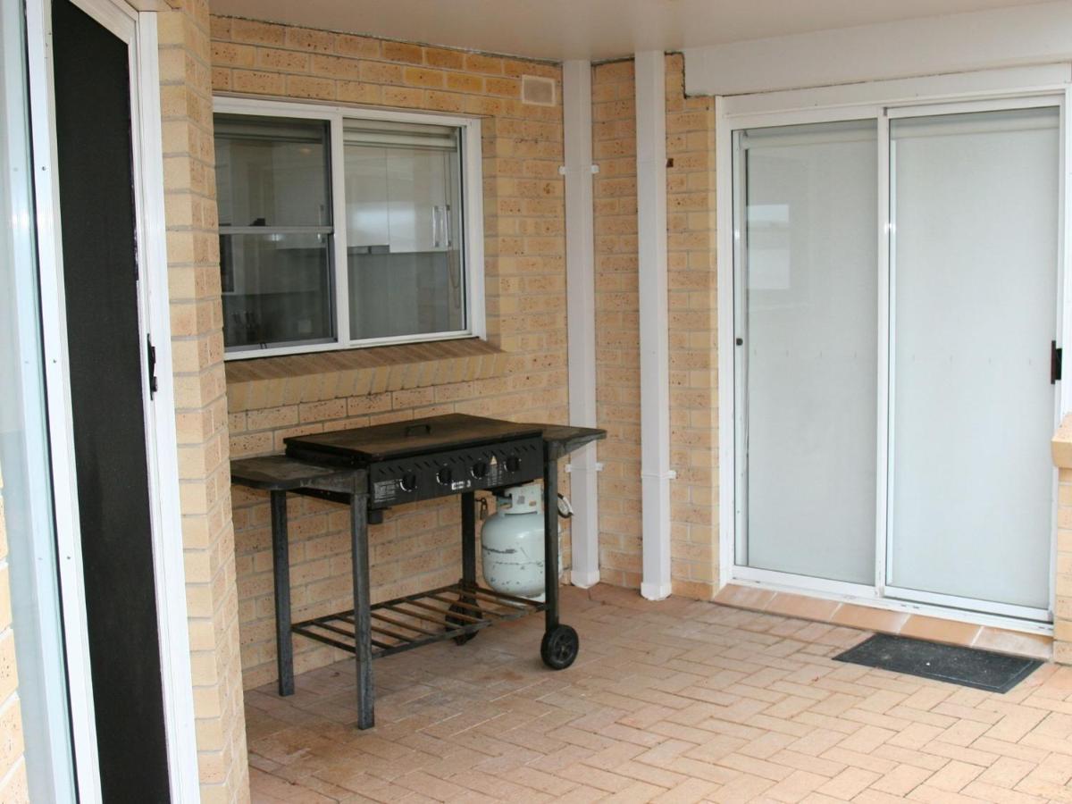 Appartamento The Clippers 1 Fabulous Waterfront Unit Salamander Bay Esterno foto