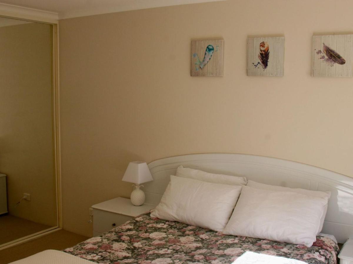 Appartamento The Clippers 1 Fabulous Waterfront Unit Salamander Bay Esterno foto