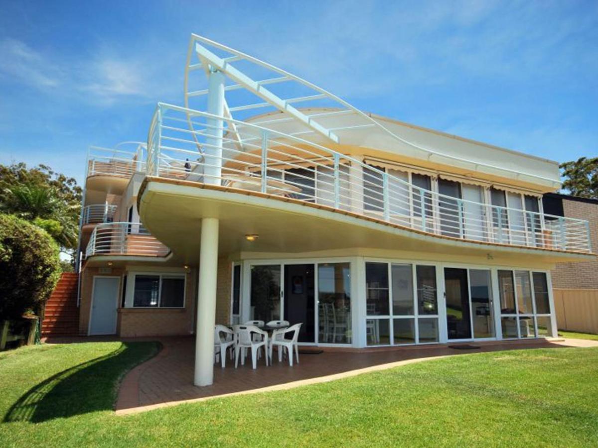 Appartamento The Clippers 1 Fabulous Waterfront Unit Salamander Bay Esterno foto
