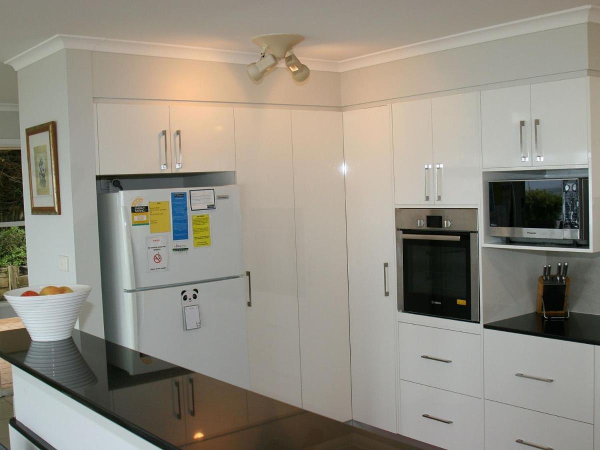 Appartamento The Clippers 1 Fabulous Waterfront Unit Salamander Bay Esterno foto